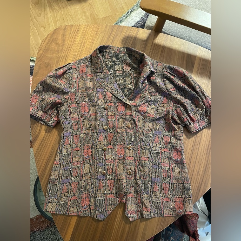Patterned Blouse with Buttons